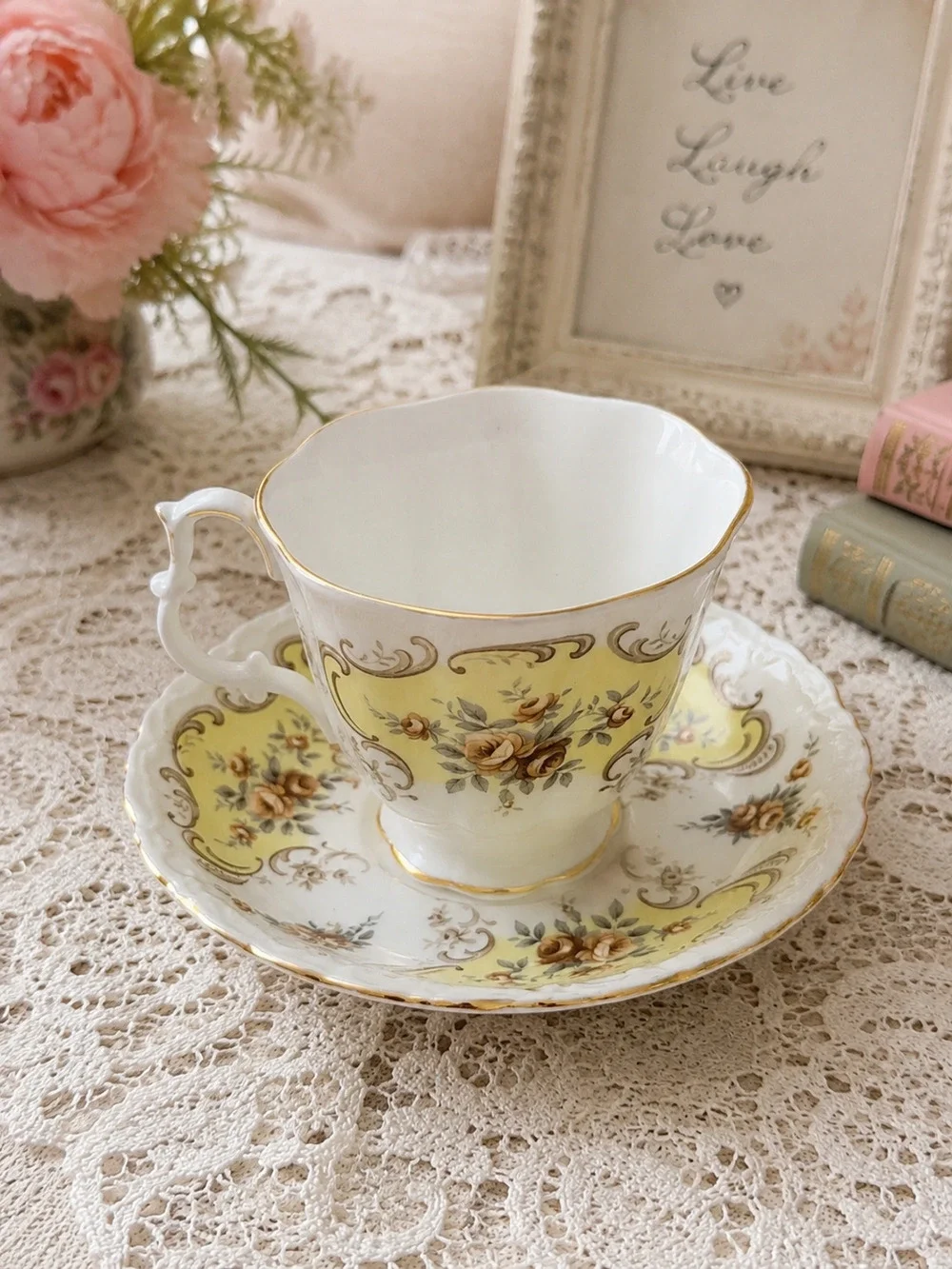 Royal Albert September Song Tea Cup & Saucer Bone China England Vintage Floral